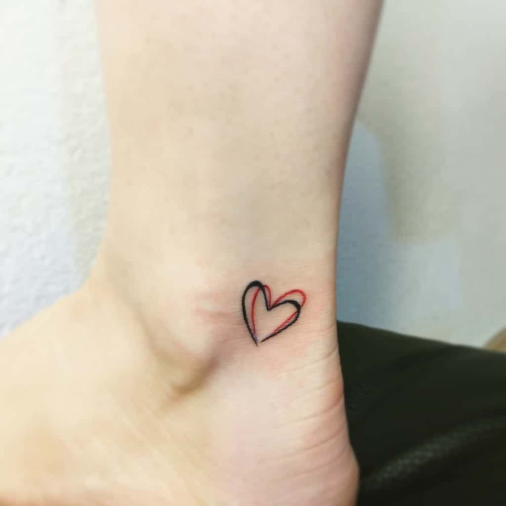 Minimalist Heart Outline Tattoo Ideas For A Subtle Look