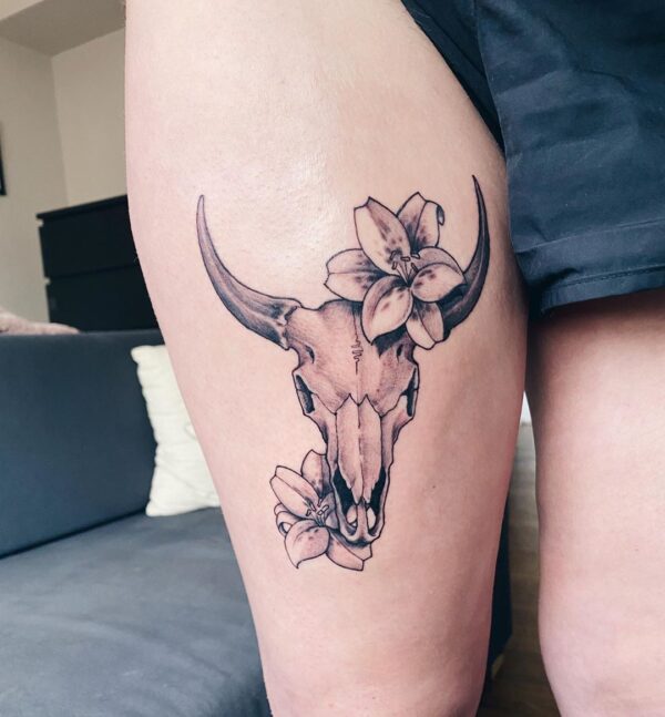 Pin By Destiny Maddux On Tattoo Designs Taurus Tattoos Skull Thigh