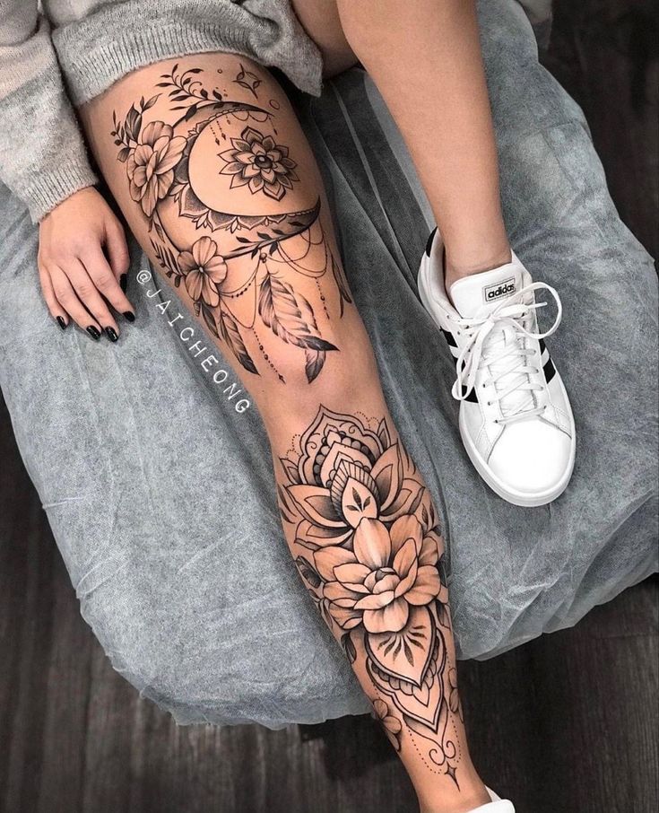 Pin By Rachelle Hammerand On Tattoos Floral Thigh Tattoos Thigh Tattoos Women Hip Thigh Tattoos