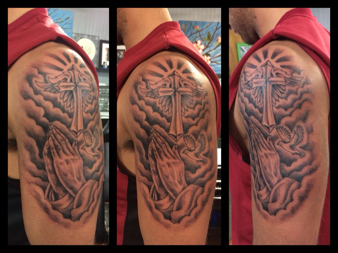 Praying Hands And Cross Tattoo Tattoo Designs Tattoo Pictures