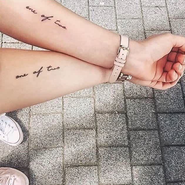 5 Adorable Small Matching Tattoos for Sisters