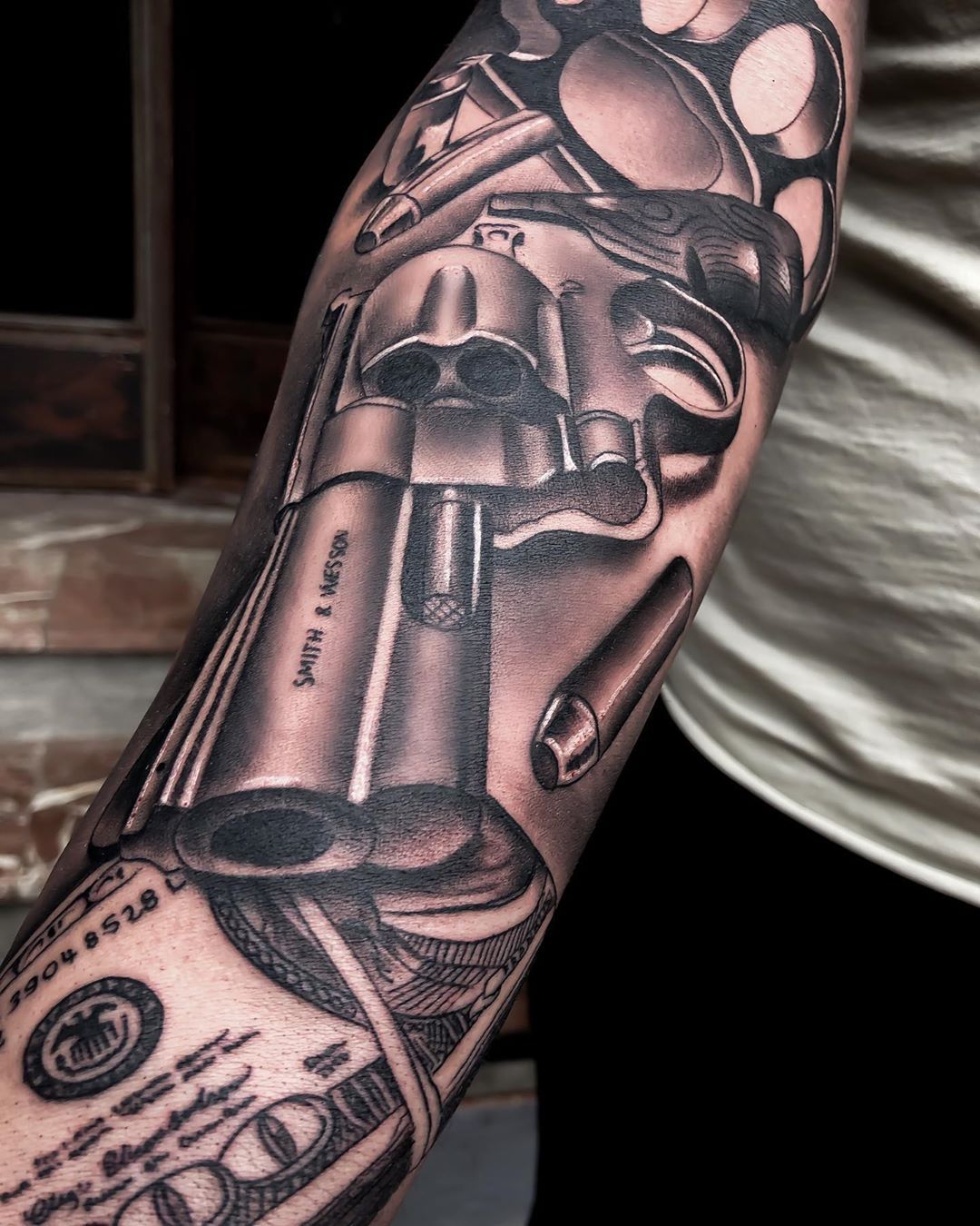 5 Best Tattoo Tips for Visiting Under The Gun in LA