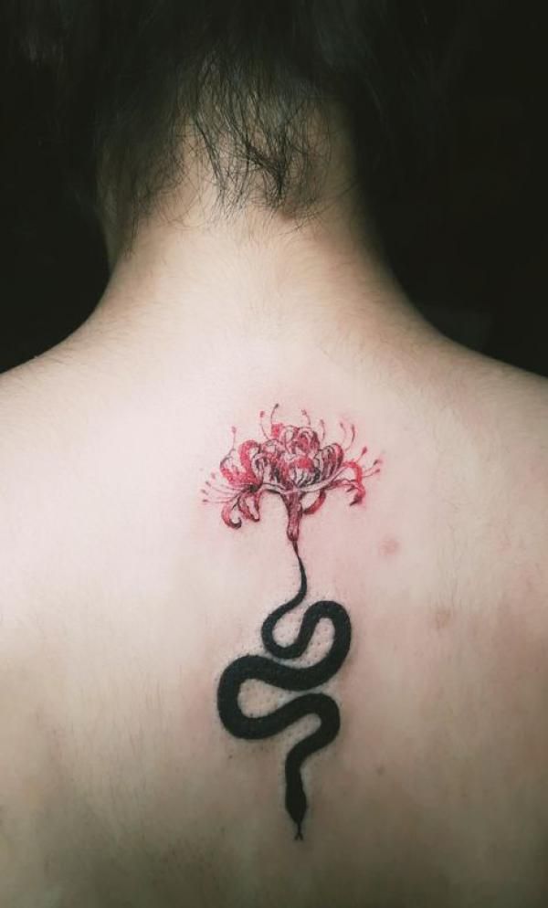 Unveiling The Beauty And Symbolism Of Spider Lily Tattoos Art And