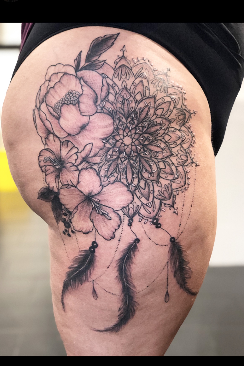 Update 68 Thigh Mandala Tattoo Latest In Cdgdbentre