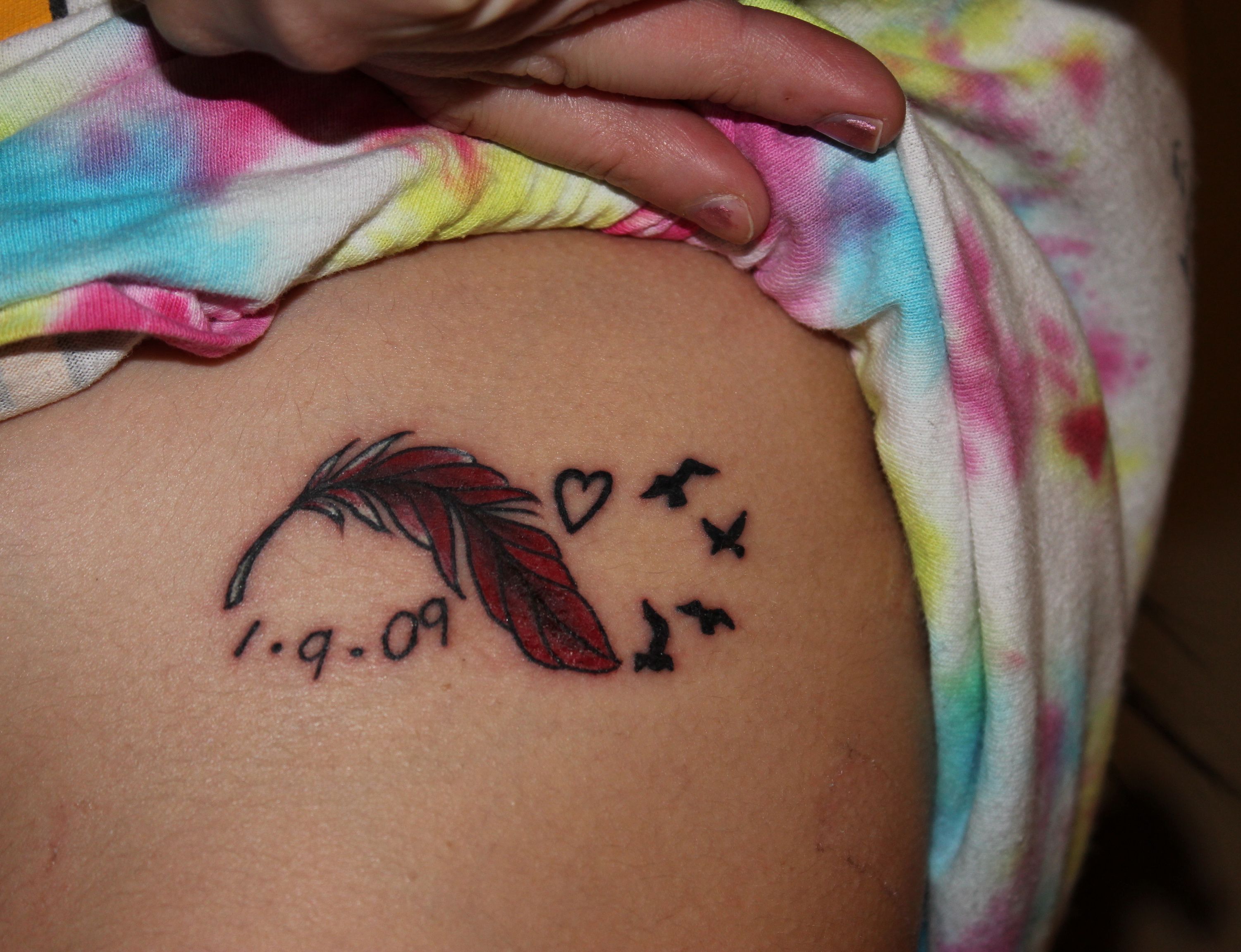 Update More Than 81 Memorial Cardinal Feather Tattoo Best In Cdgdbentre