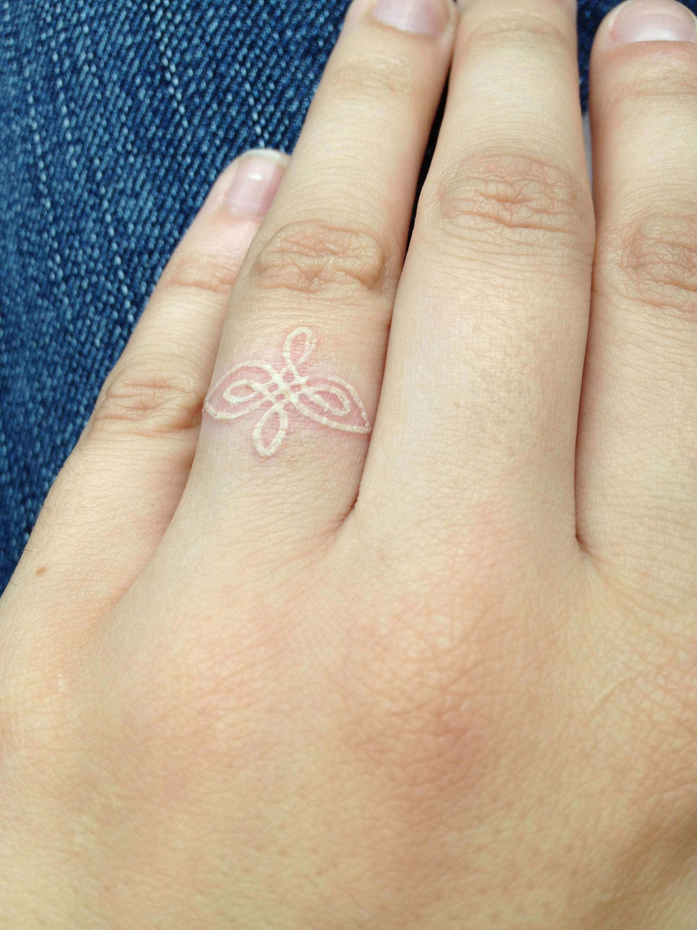 Wedding Band Celtic Knot Tattoo Ring Tattoo Designs Celtic Knot