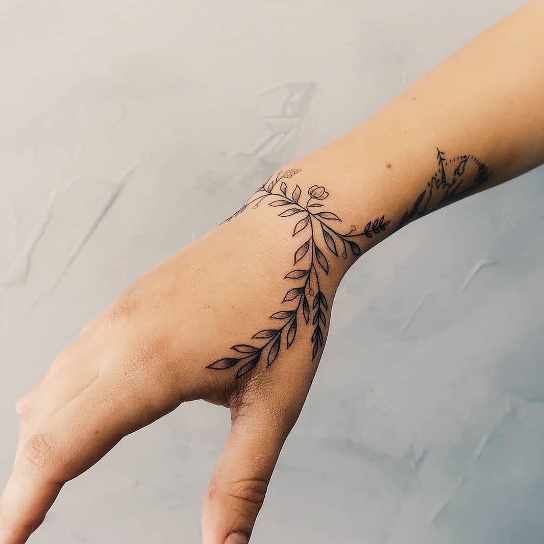 Stylish and Meaningful Wrist Tattoo Designs for Everyone